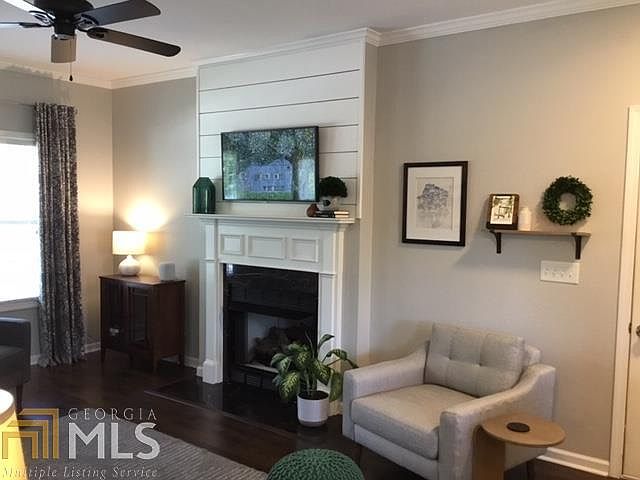 1st image of 352 Cypress Dr #29