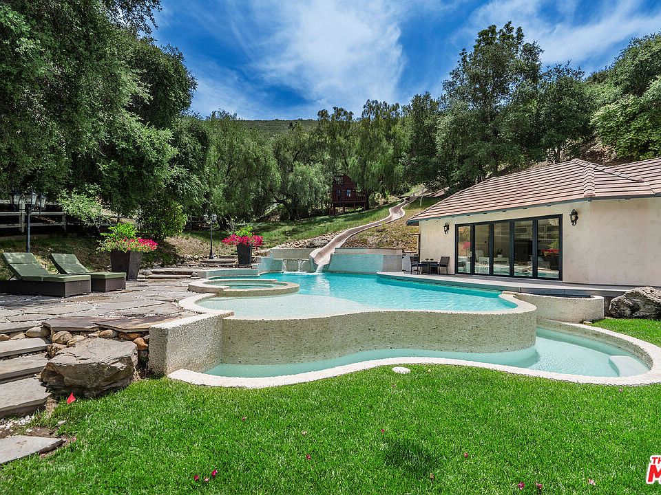 1st image of 204 Bell Canyon Rd