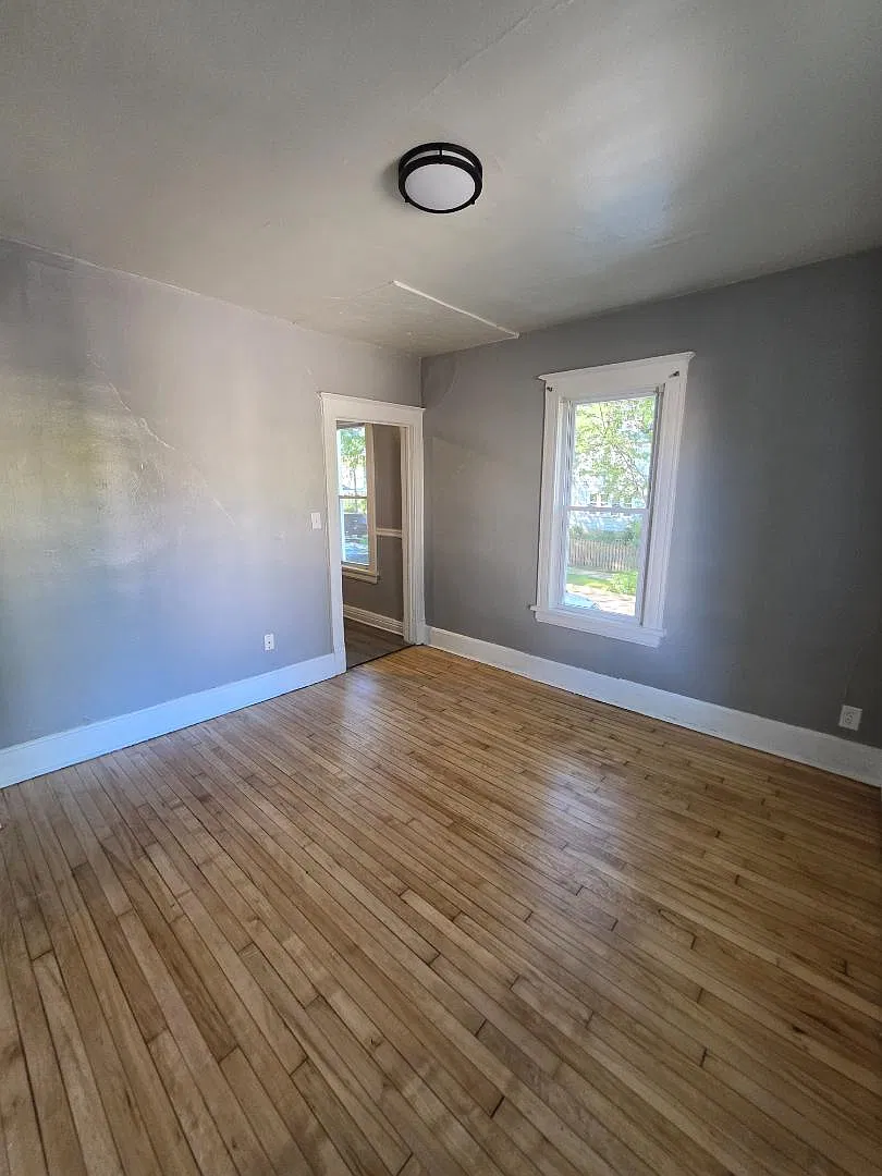 1225 E Wright St - Unit 3 — Photo 3