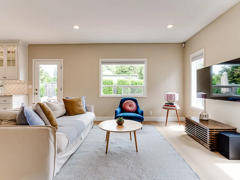 3375 Bardell Ave — Photo 21