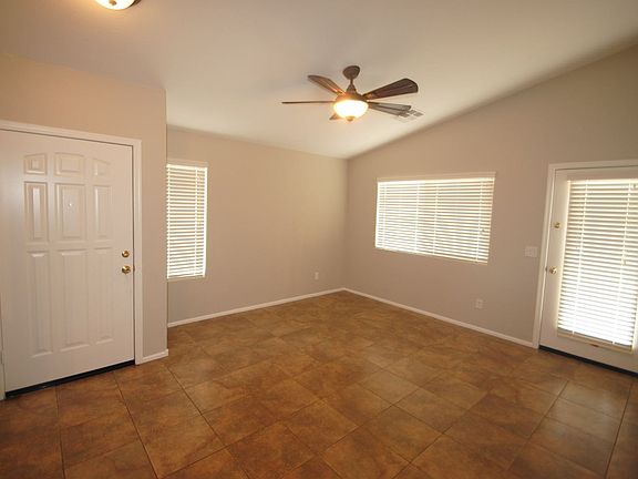 2nd image of 539 E Melanie St