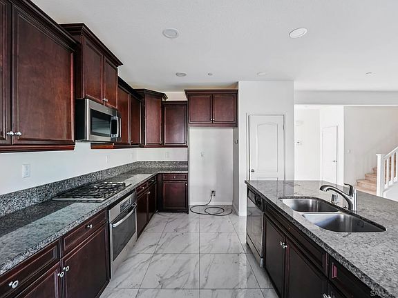 2nd image of 31890 Rouge Ln