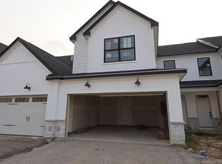 5684 Dutch Ln, Powell, OH 43065