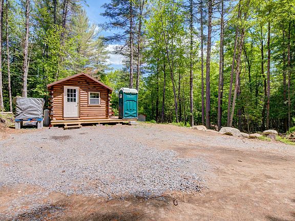 4th image of 389 Windfall Road