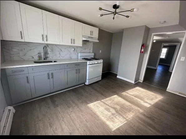 952 Lafayette St #3L, Elizabeth, NJ 07201