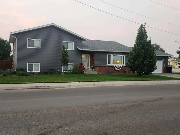 1201 5th St SW, Sidney, MT 59270