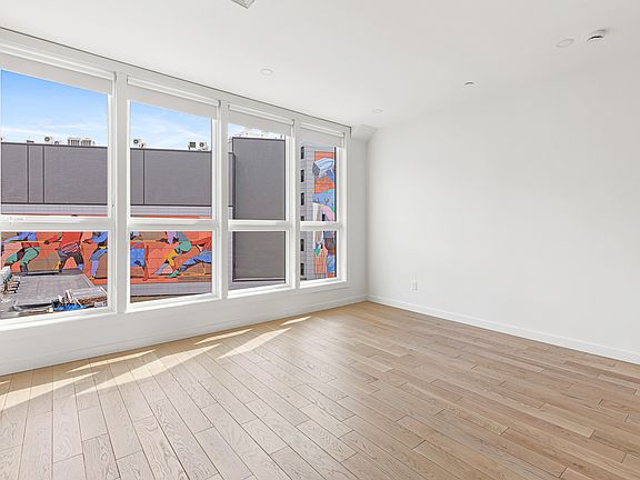 5th image of 71 Richmond St #5