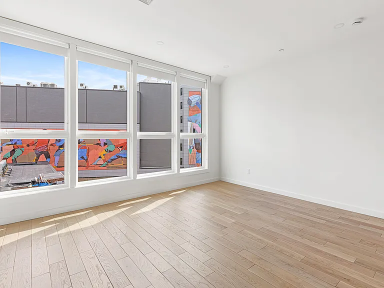 71 Richmond St #5 — Photo 5