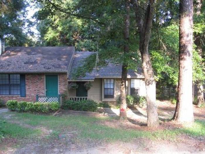 1st image of 351 Whetherbine Way E