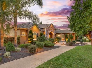 10127 Clover Ranch Dr, Sacramento, CA 95829