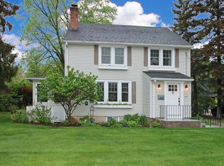 57 Prospect St, Bloomfield, CT 06002