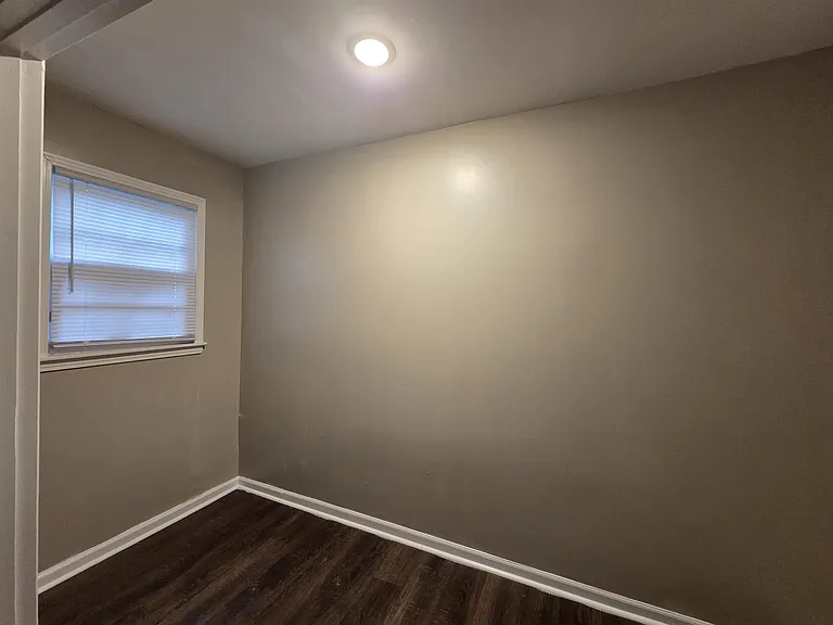 1706 Echles St — Photo 21