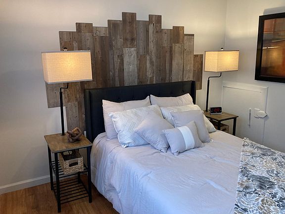 5th image of 403 N Maysville St #403