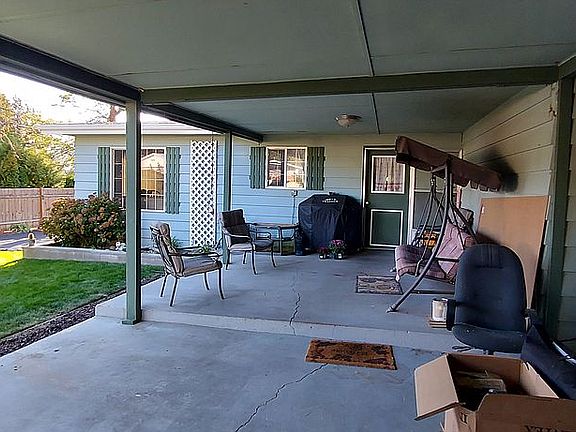 5th image of 485 N June Ave