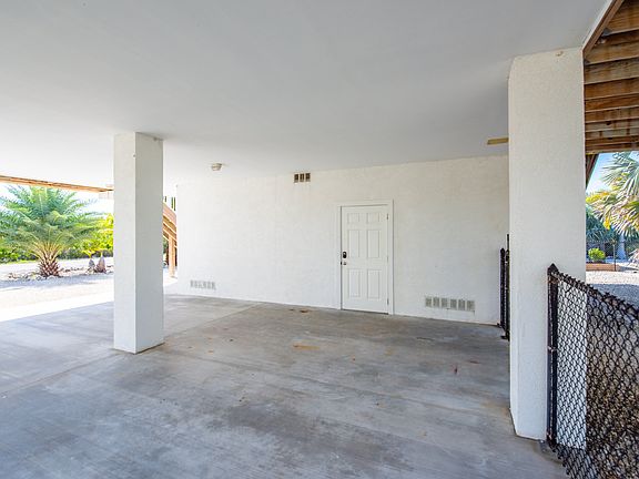 3rd image of 27235 Mariposa Rd