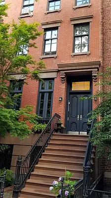 Rented by Domus Realty | media 30