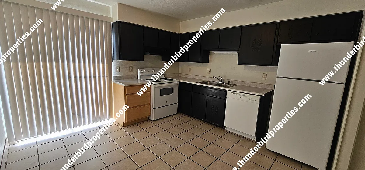 Building Photo - 12624 Copper Ave NE