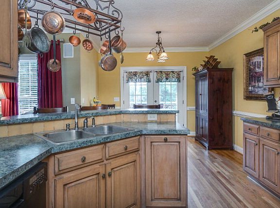 5th image of 6334 River Walk Dr