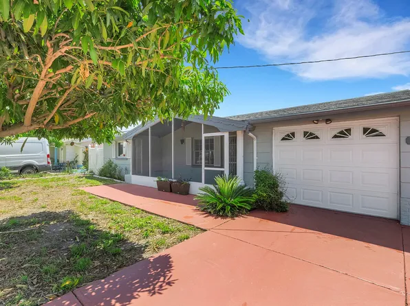 1240 Trunkfish Dr, Holiday, FL 34690