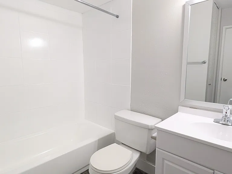 Copper Cove Apartments — Photo 53