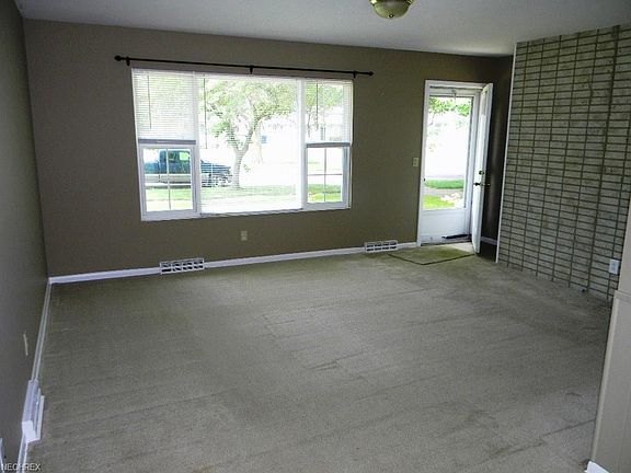 2nd image of 343 Erieview Blvd
