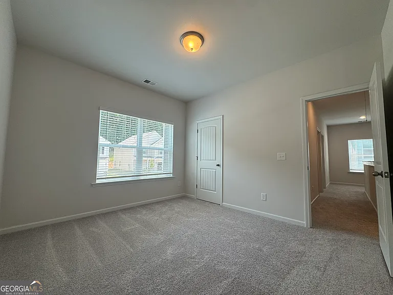 124 Sycamore Ln — Photo 24