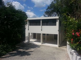 1 Lomas Lindas, Cidra, PR 00739