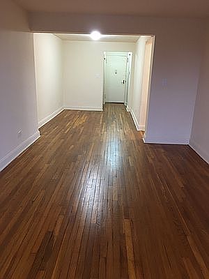 3rd image of 135-10 Grand Central Pkwy #419