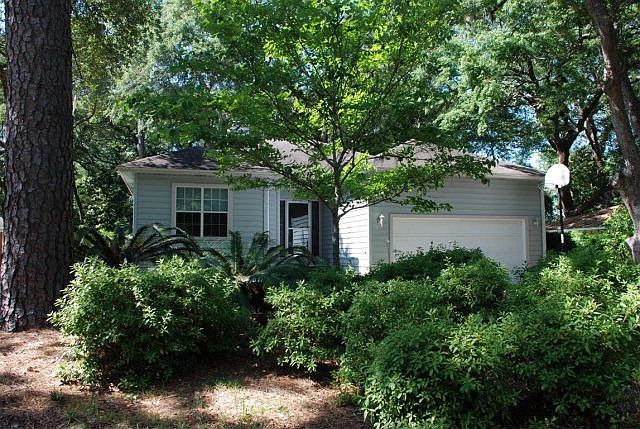 1st image of 109 Wesley Oak Dr