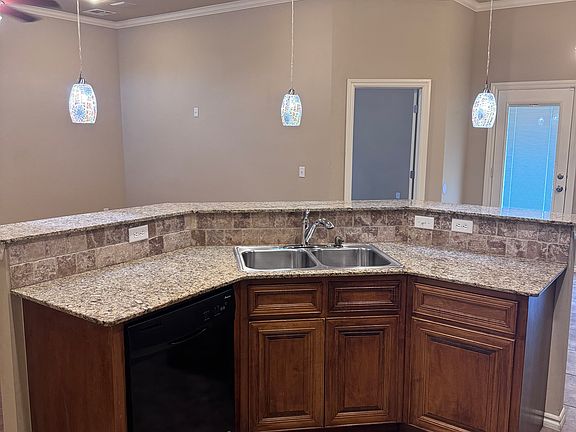 5th image of 7604 Meadow Lake Dr