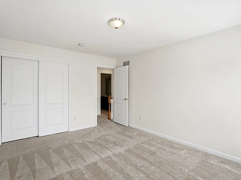7822 Remington Rd — Photo 18