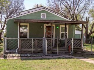 1262 S Pershing Ave, Wichita, KS 67218