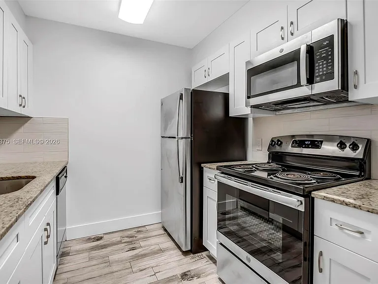 101 SW 132nd Way #315J — Photo 11