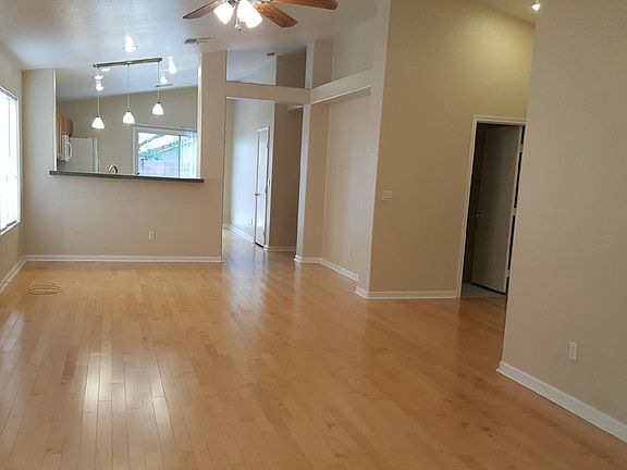 2nd image of 10513 Majestic Beauty Ave