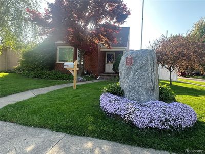 7208 Rosedale Blvd, Allen Park, MI, 48101