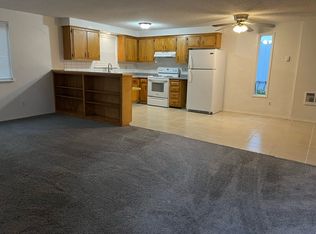 526 NW C St #C, Grants Pass, OR 97526