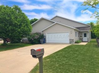 637 11th Ave N, Moorhead, MN 56560