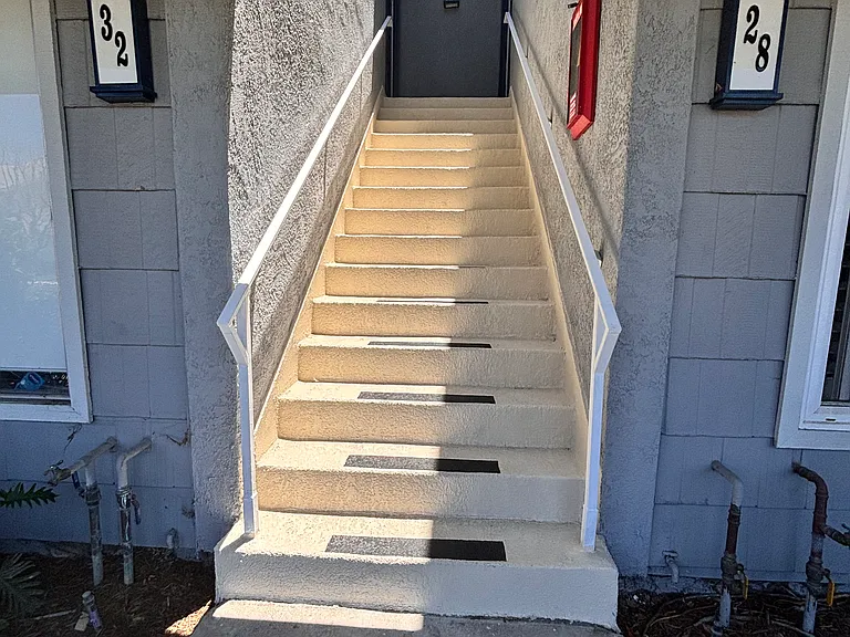 32 Eagle Point #18 — Photo 2