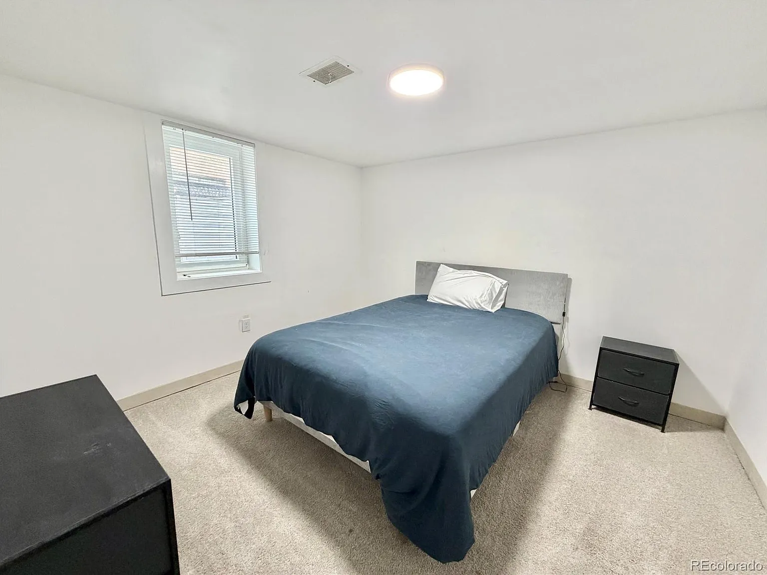 3 bed, 2.0 bath, 947 sqft, $2,495 — Photo 4