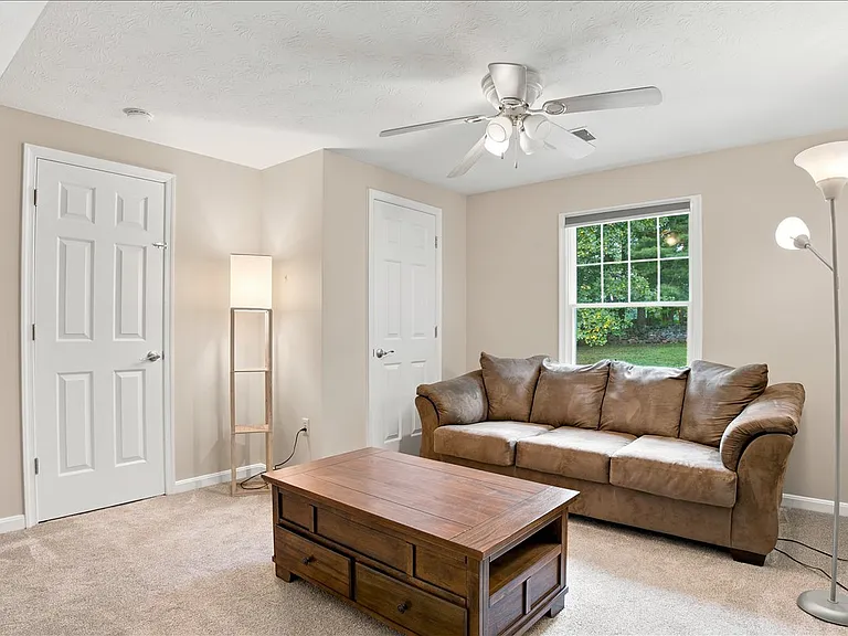 111 Launchris Dr — Photo 57
