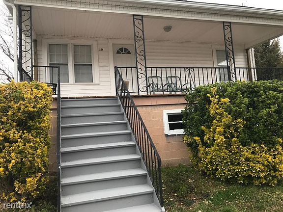 4th image of 214 Highland Ave