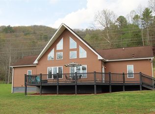 619 Coalville Rd, Marble, NC 28905