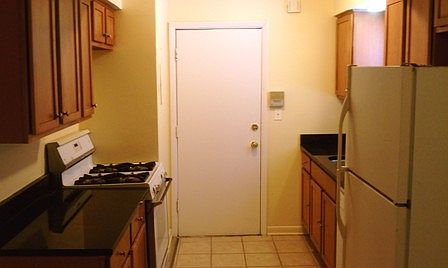 1st image of 1715 W Estes Ave APT 1N