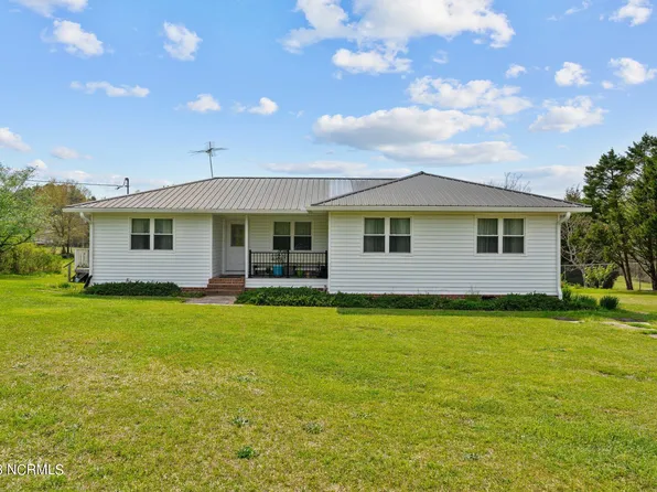 1826 Nc 87, Cameron, NC 28326