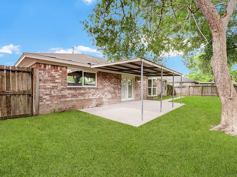9617 Caffrey St — Photo 27