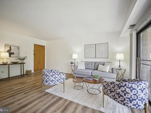 4360 Cherry Hill Rd APT 3, Arlington, VA 22207