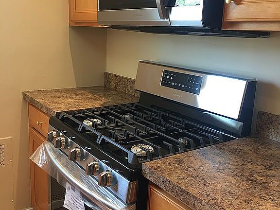 4th image of 310 Maryland Ave APT 1B
