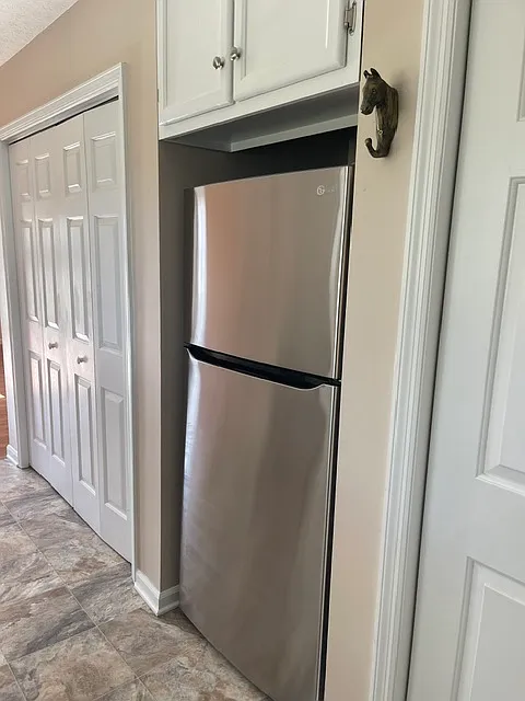 1 bed, 1215 sqft, $1,200 — Photo 4