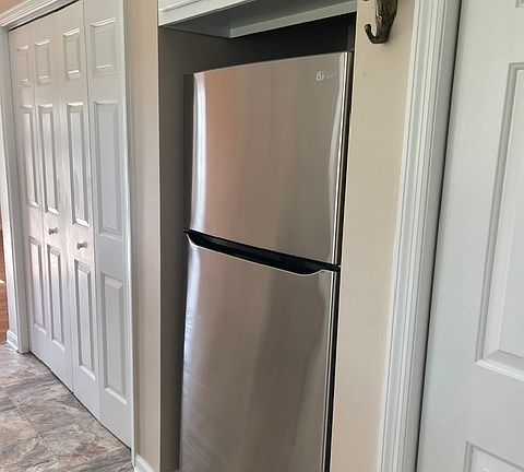 4th image of 4980 Minnis Rd