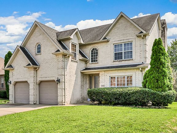2nd image of 3728 Coves Way